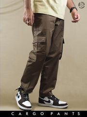 Relaxed Cargo Pants : Brown